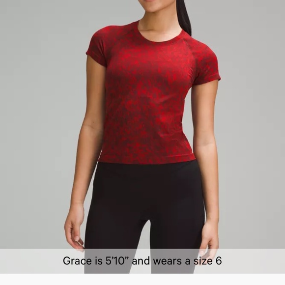 Lunar New Year Swiftly Tech Short-Sleeve Shirt 2.0 Race Length - Picture 1 of 5